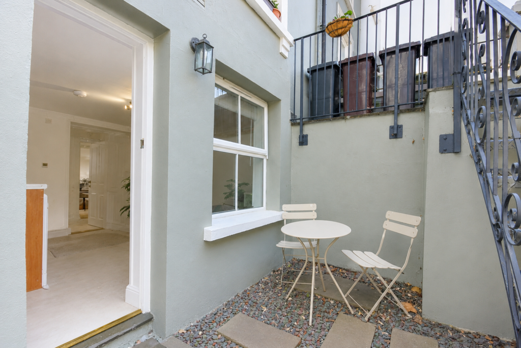 Apartment in Chichester, St James's - More