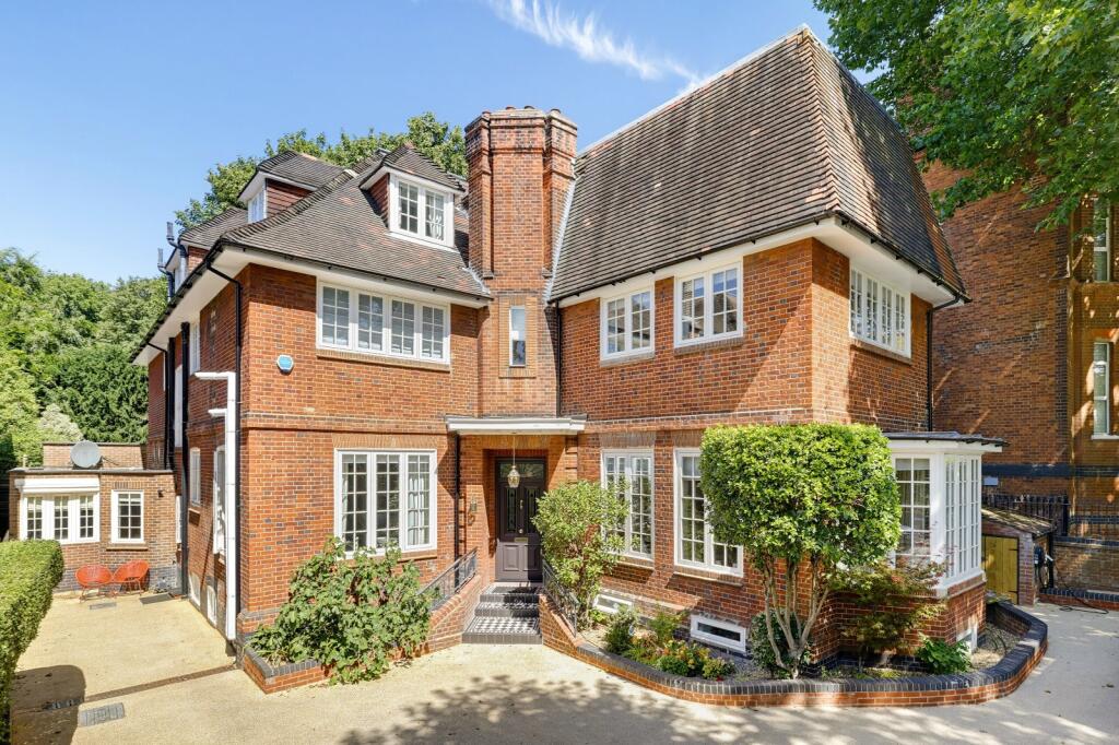 Main image of property: Frognal Lane, London, NW3