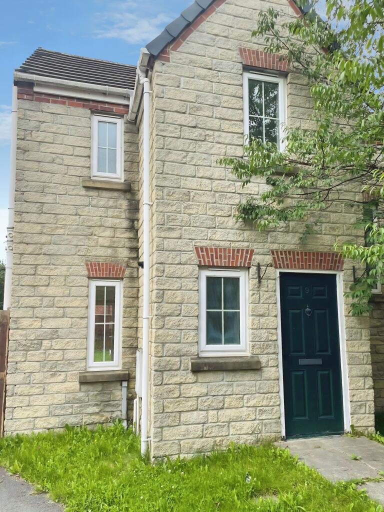 Main image of property: Stonecross Close, Accrington, BB5
