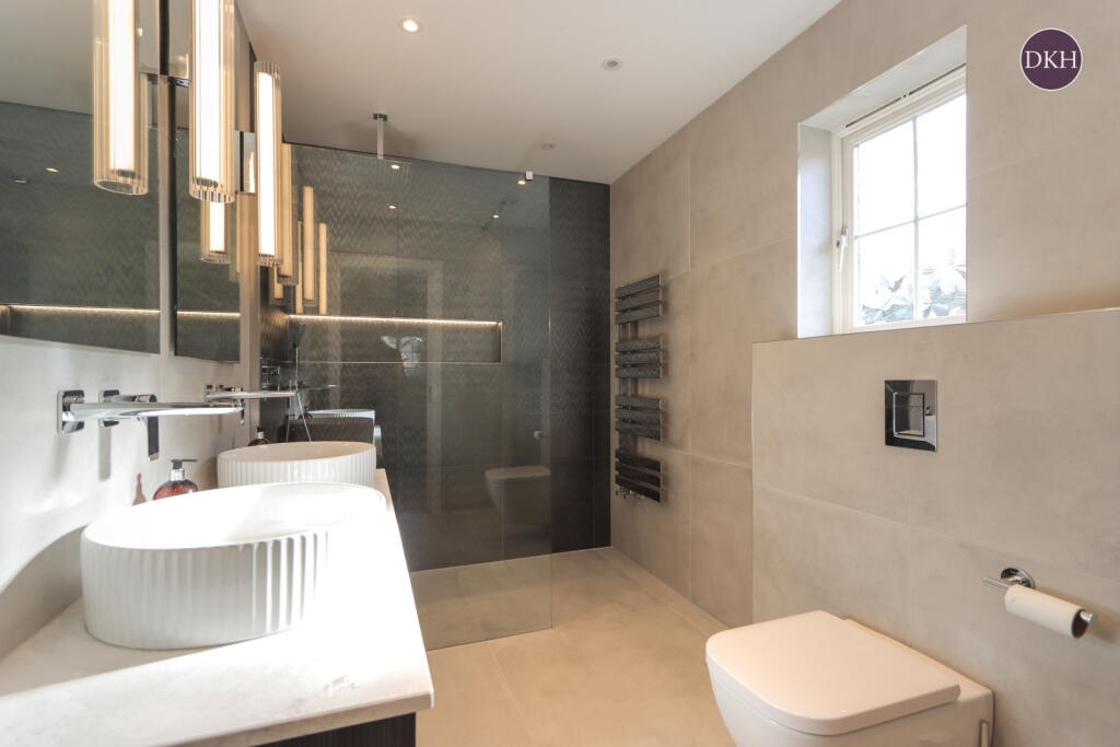 House in Watford - View 3