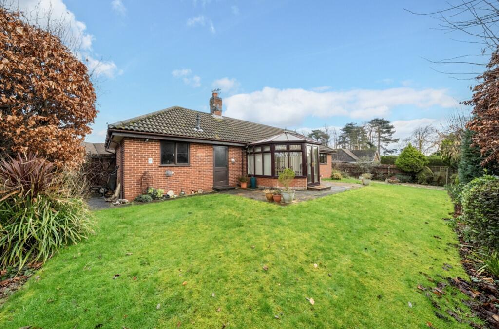 Cedarwood Close, Gonerby Hill Foot, Grantham, Lincolnshire, NG31 photo 4