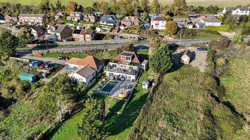 Main image of property: Sundridge Hill, Cuxton, ME2