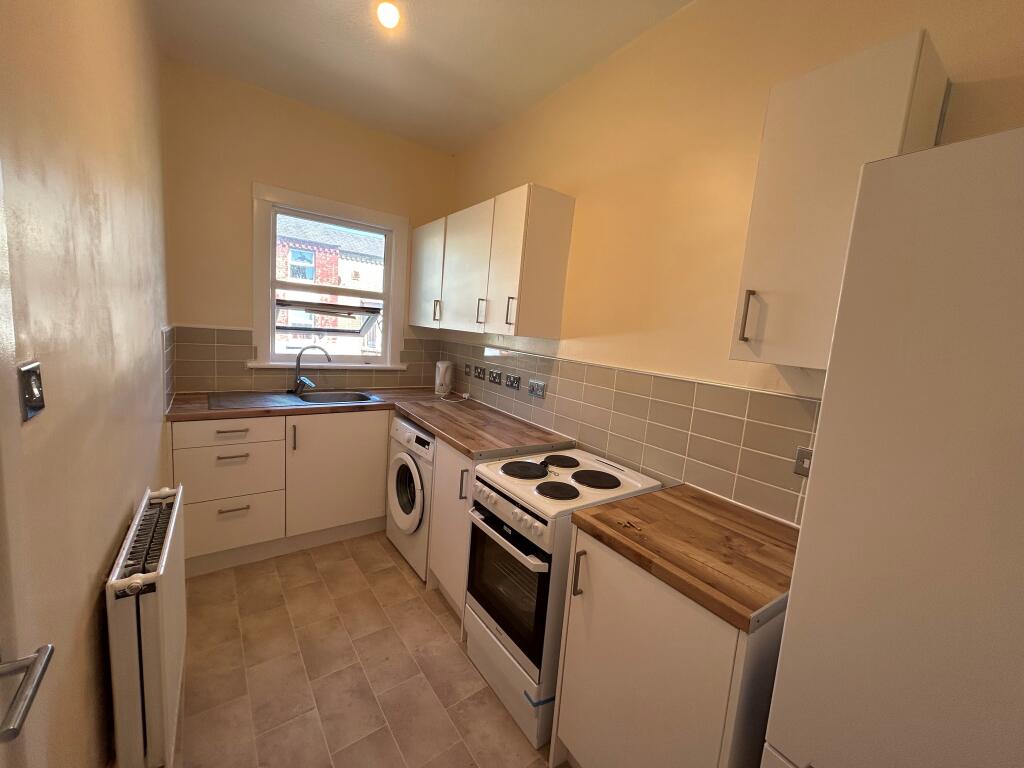 Apartment in Liverpool, Cabbage Hall, Tuebrook - View 2