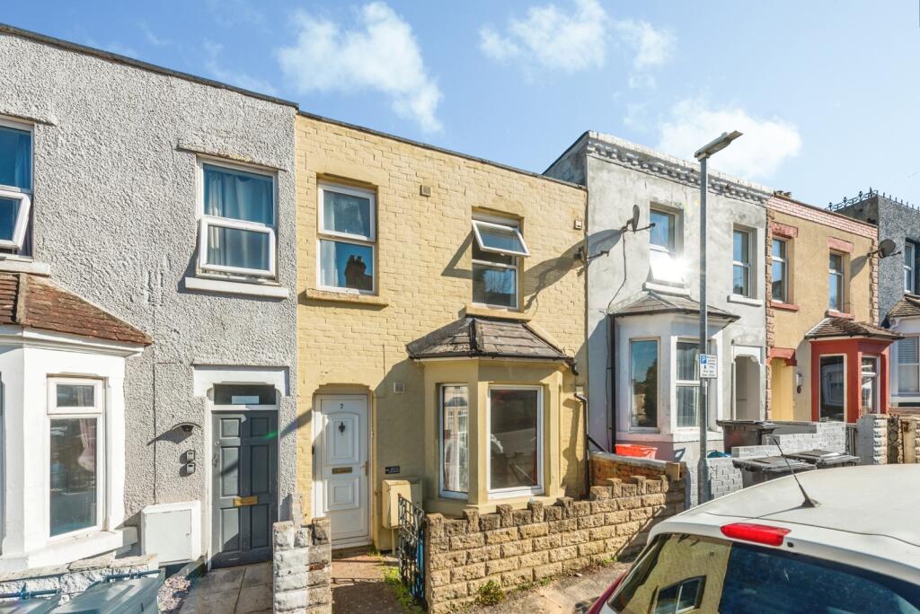 Main image of property: Shelley Street, SWINDON, Wiltshire, SN1