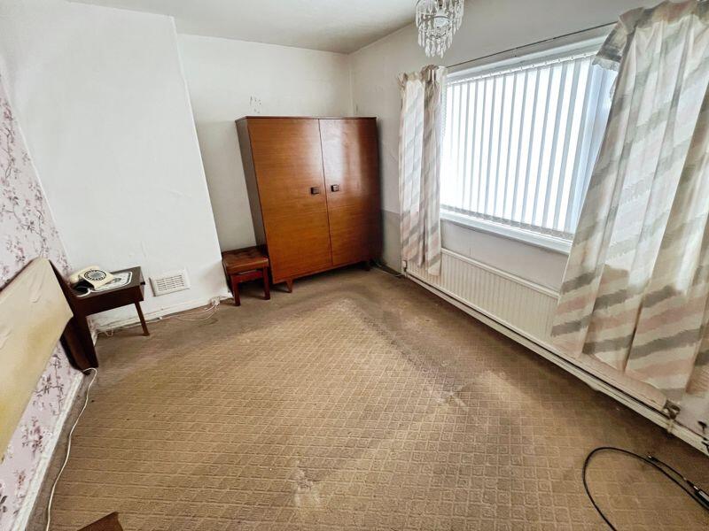 House in Salford, Greater Manchester - View 5