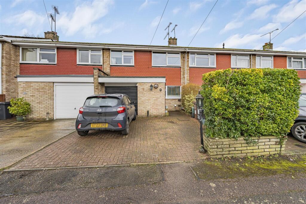 Main image of property: Wood End, Park Street, St. Albans