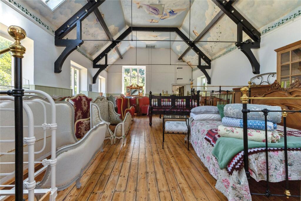 Crabtree Lane, Headley, Bordon, Hampshire, GU35 - View 5