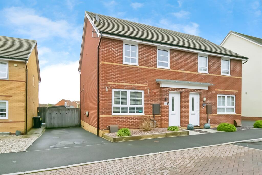 Main image of property: Cae Brewis, Boverton, Llantwit Major