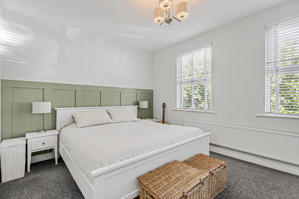 House in London - View 5