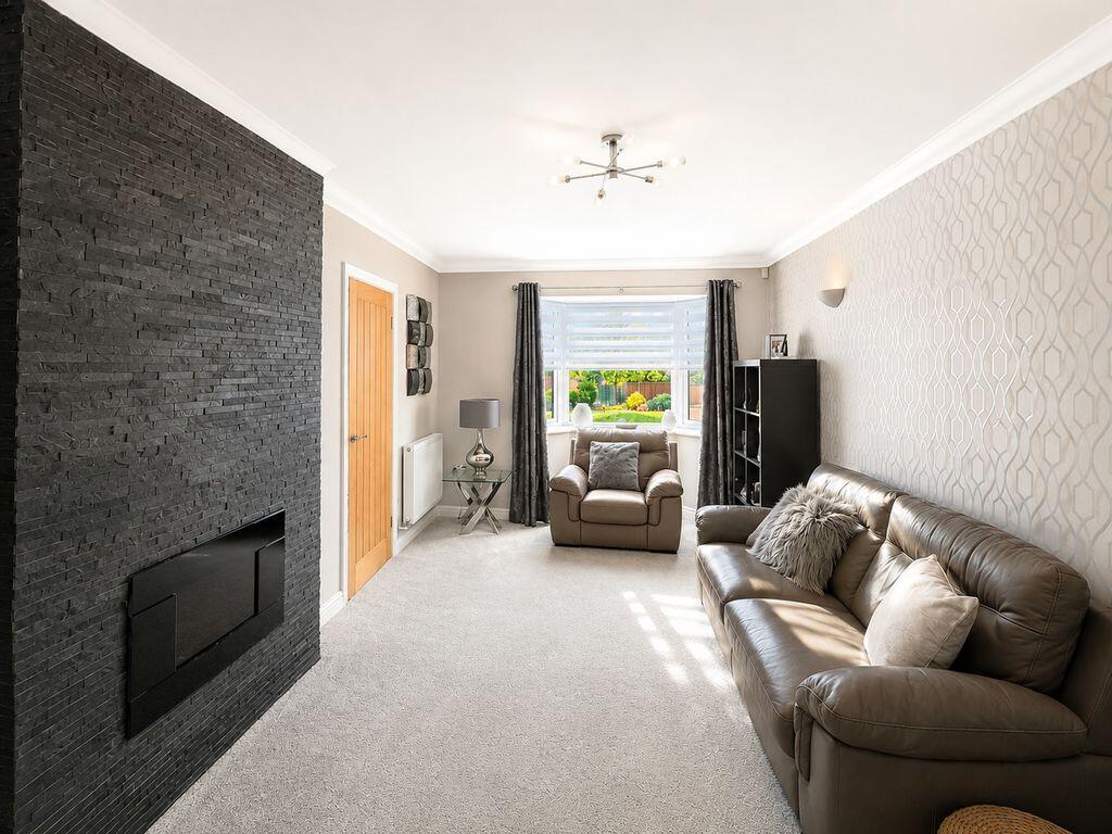 House in Lichfield, Burntwood - View 2