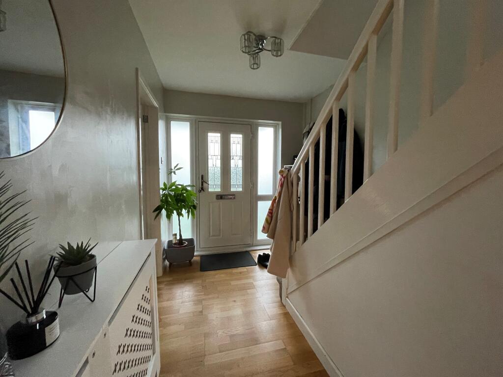 Vanbrugh Road, Eggborough, Goole photo 2