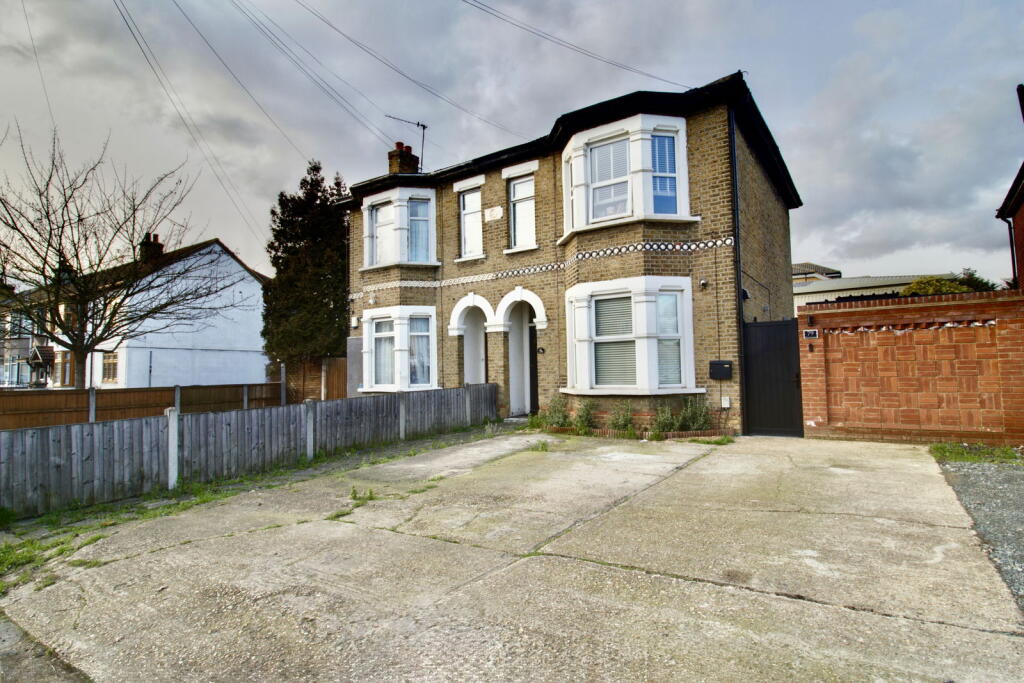 Main image of property: Brentwood Road,Romford,RM1 2EH