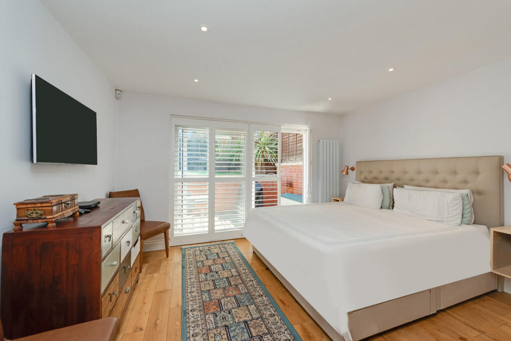 Apartment in London - More