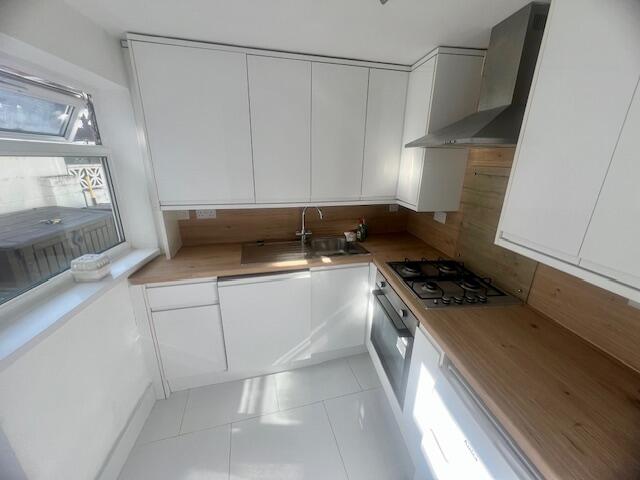 House in Cardiff - View 4