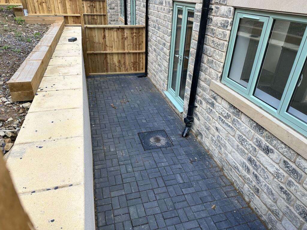 Lane Ends Green, Hipperholme, HX3 8EZ photo 3