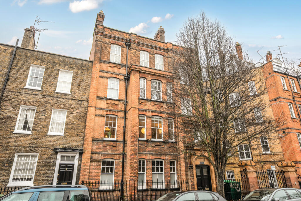 Main image of property: Walnut Tree Walk, London