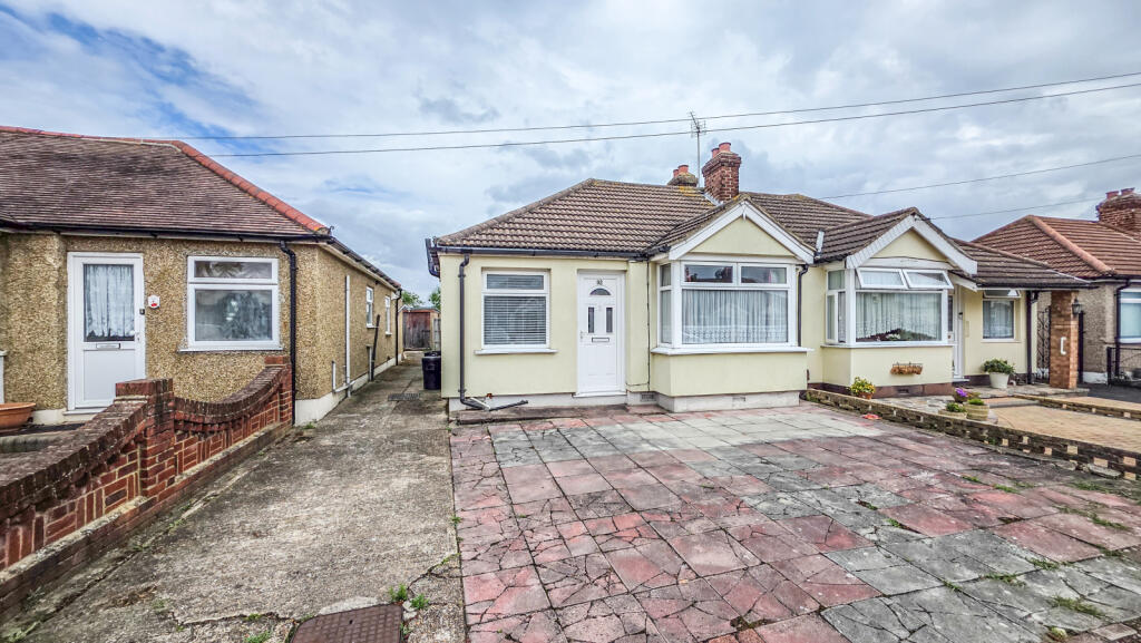 Main image of property: Jubilee Avenue, Romford, RM7