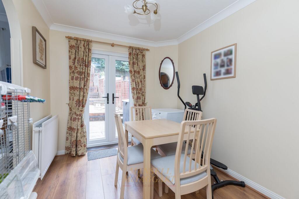 House in Crawley, Broadfield - More