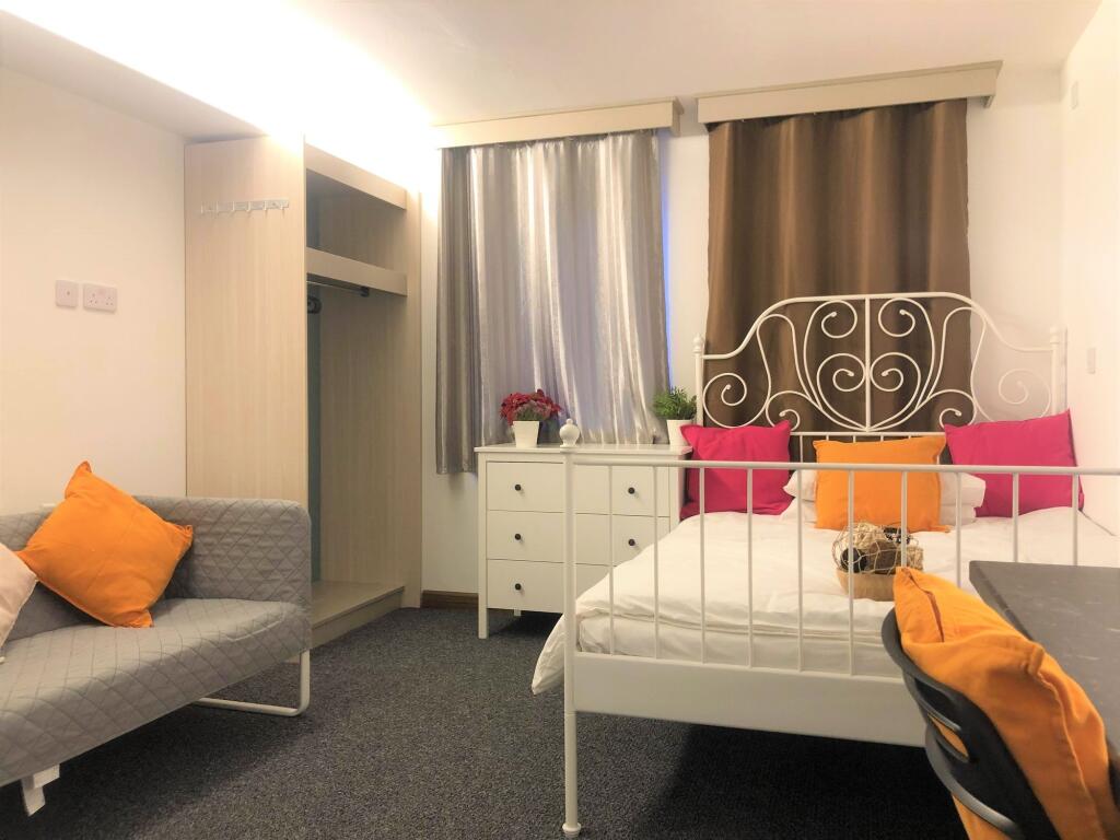 1 bedroom flat share for rent