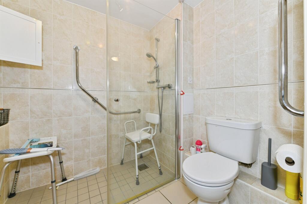 Apartment in Shepton Mallet, Somerset - View 4