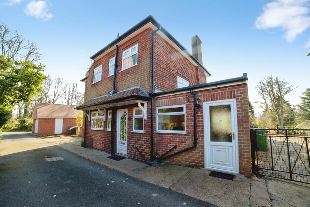 Main image of property: Derby Road, Swanwick, Derbyshire, DE55