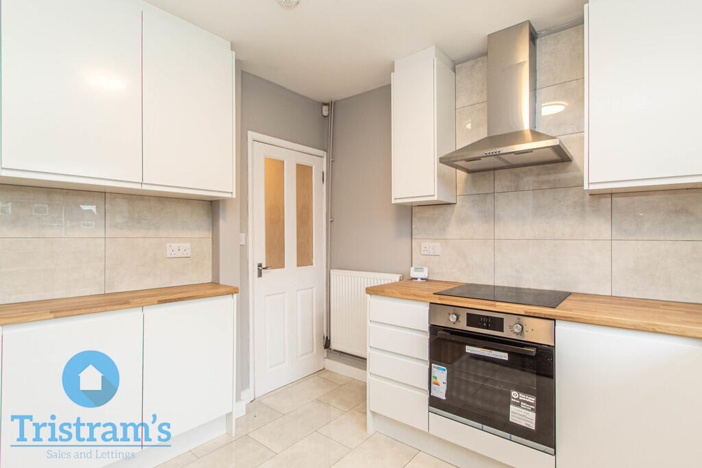 House in Nottingham - View 4