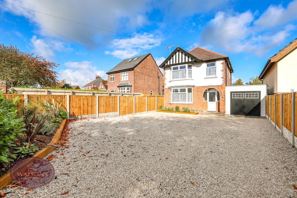 3-bed detached on Hall Lane, Brinsley, Nottingham, NG16, £325,000