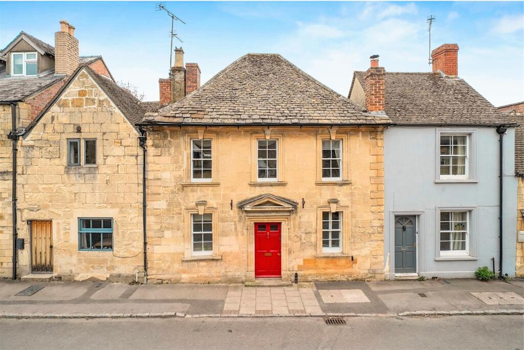 Main image of property: Gloucester Street, Winchcombe