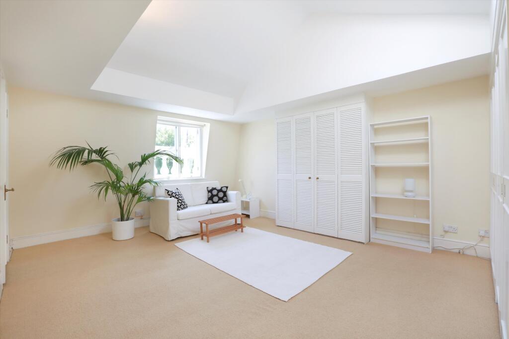 Studio flat for rent