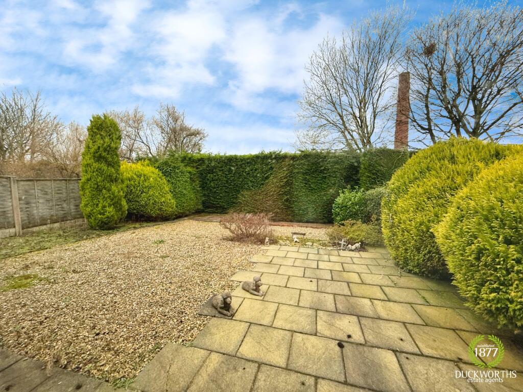 St. Aidans Avenue, Darwen, BB3 photo 4