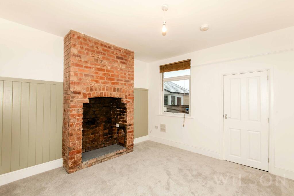 House in Bolsover, Old Bolsover - View 5