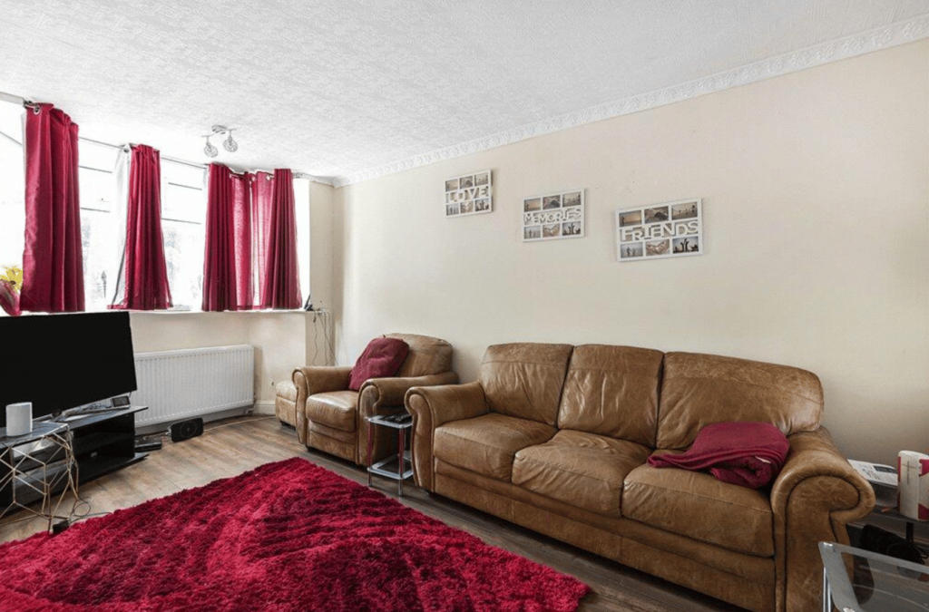 House in Harrow - View 5