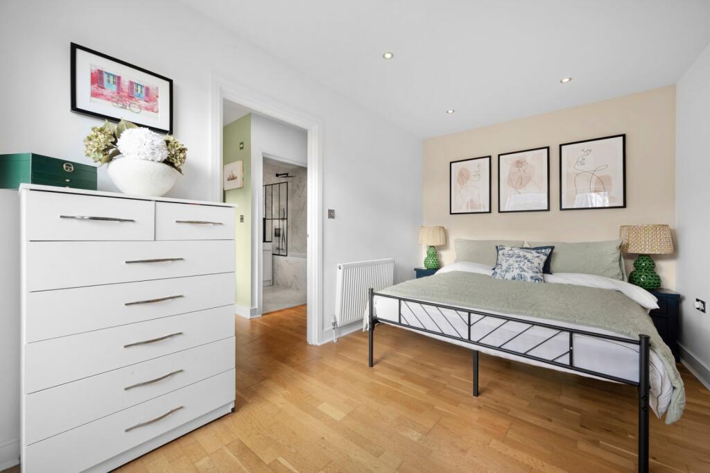 Apartment in London, Old Ford, Bow - View 5