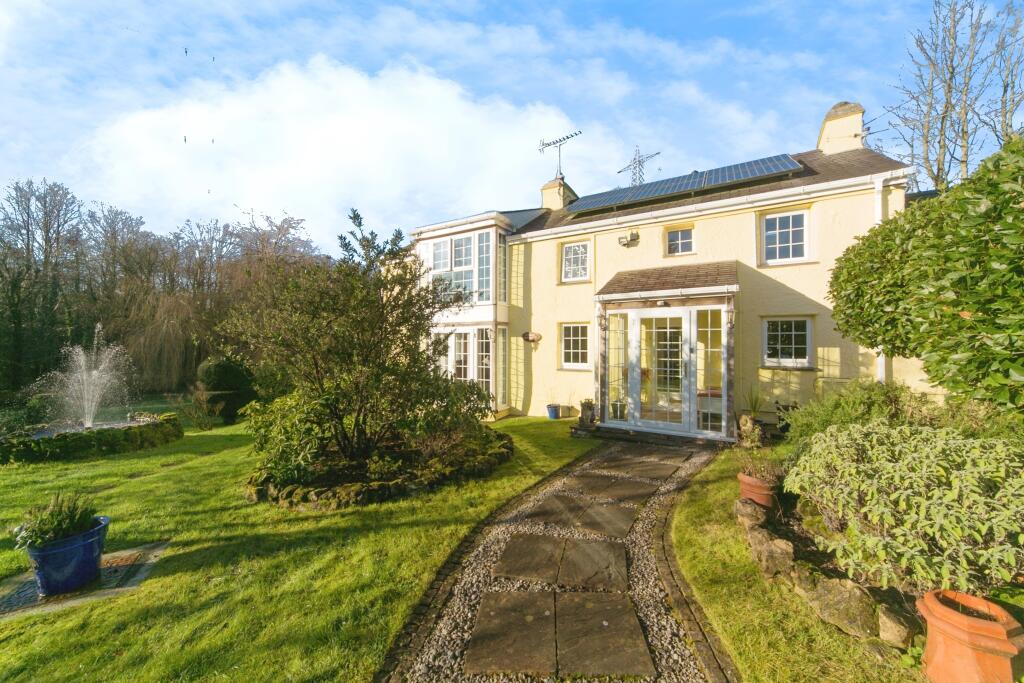 Main image of property: Tyn Lon, Treborth, Bangor, Gwynedd, LL57