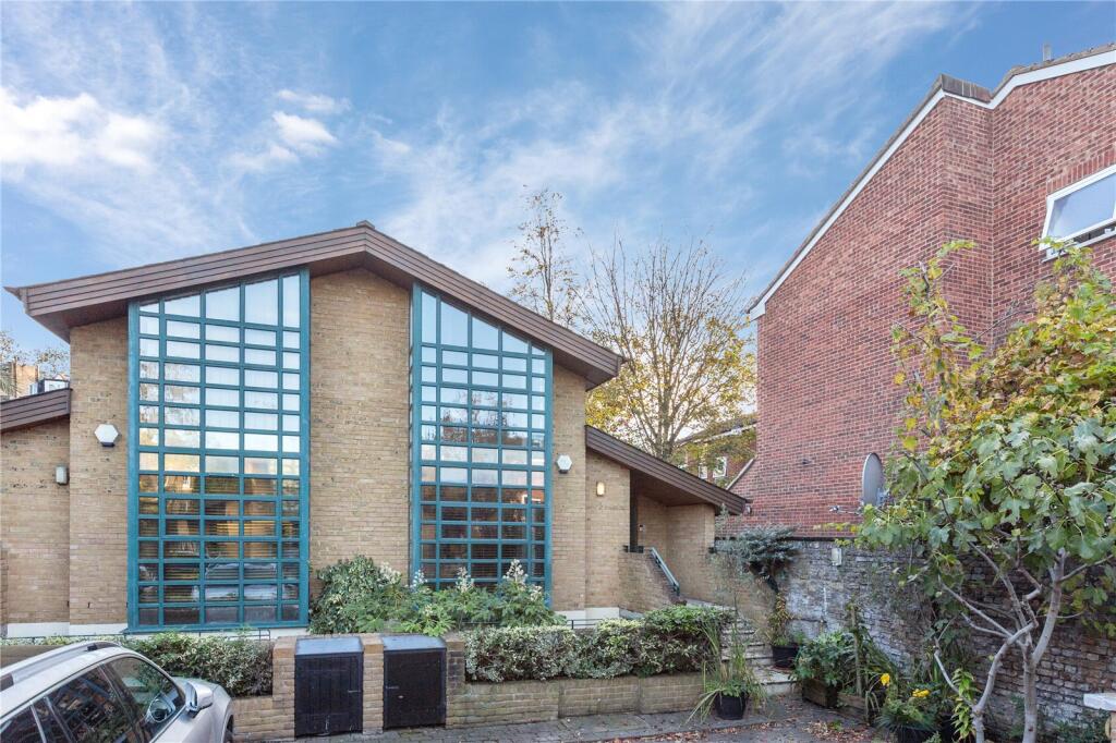 4 bedroom semi-detached house for rent
