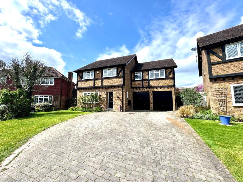 Main image of property: Cuffelle Close, Chineham, Basingstoke, Hampshire, RG24