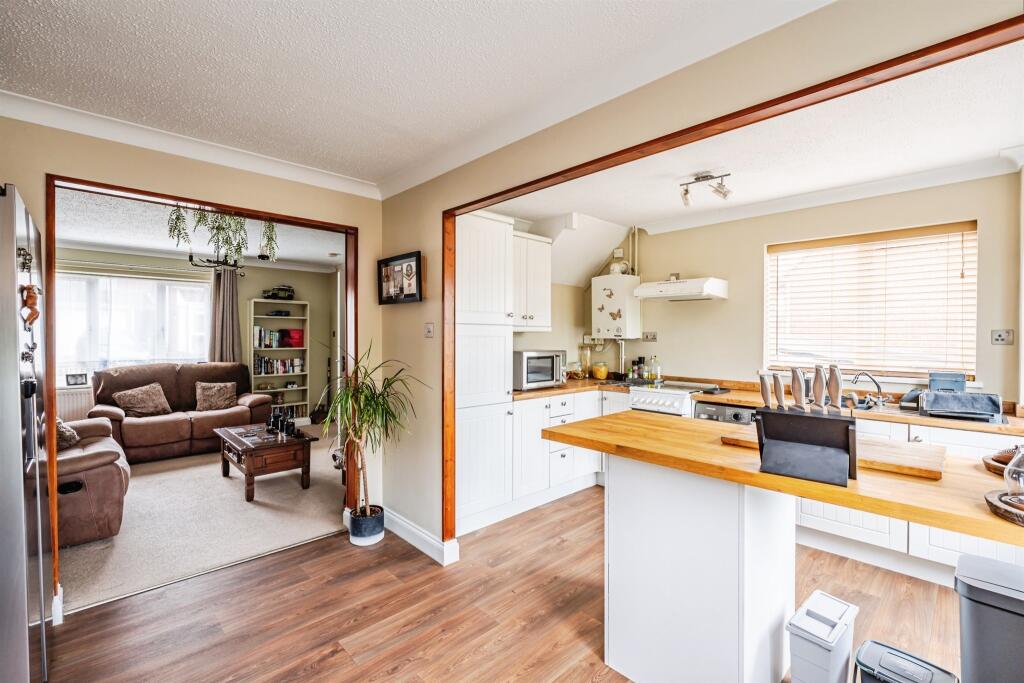 House in Eastbourne, East Sussex - View 5