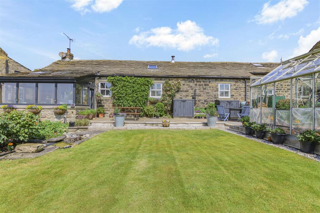 Main image of property: Carlton Lane, Guiseley, Leeds