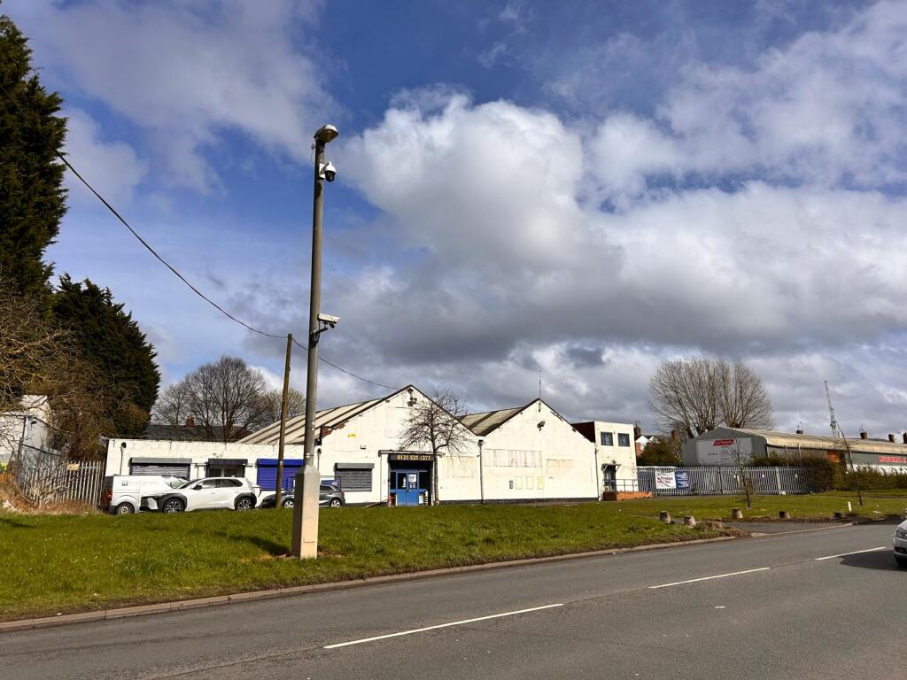 Main image of property: Victoria House, Brandon Way, West Bromwich, B70 8JH