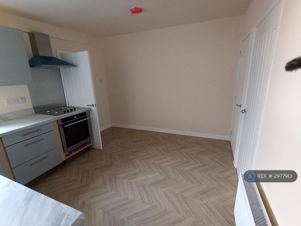 House in Bolsover, South Normanton - More