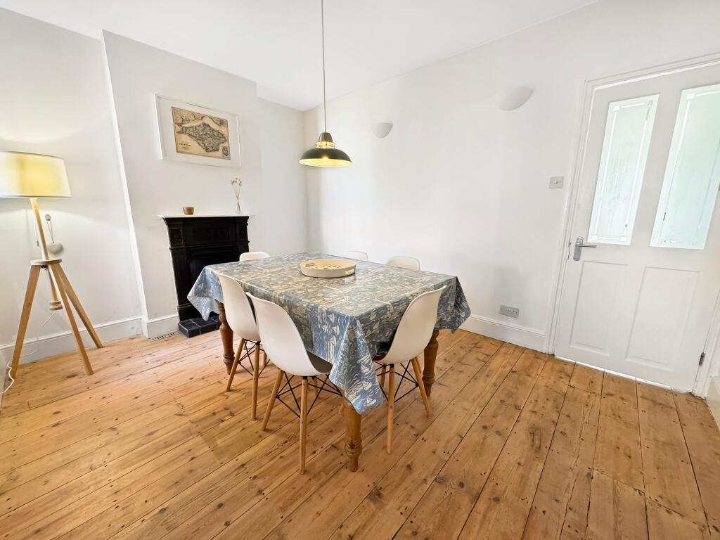 House in Cowes, Isle of Wight - View 3
