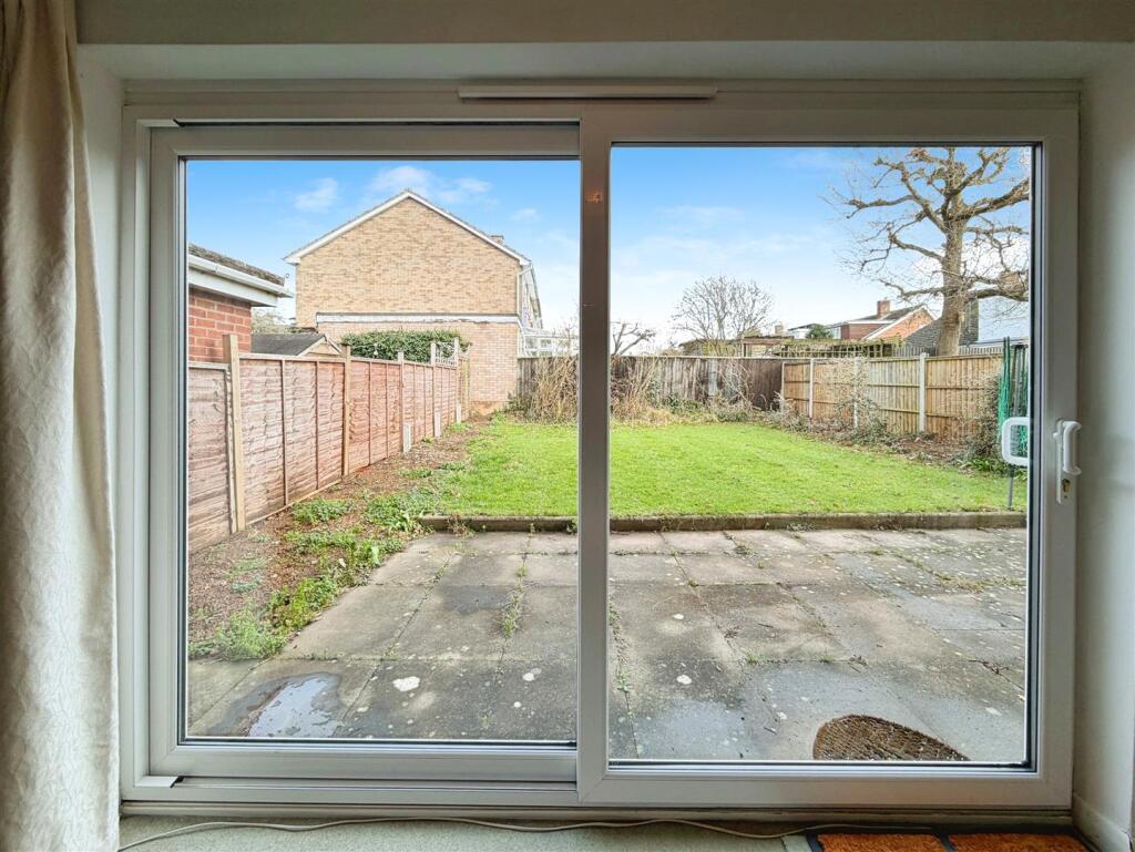 House in Warwick, Lillington, Royal Leamington Spa - View 3