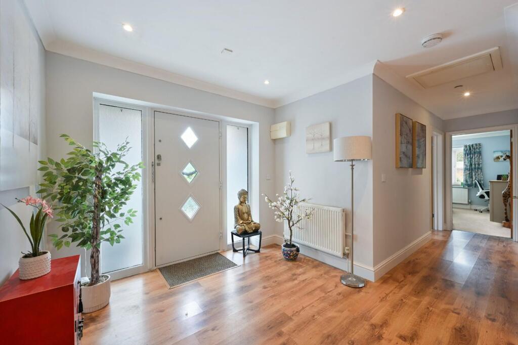 House in Epsom and Ewell, West Ewell - View 3