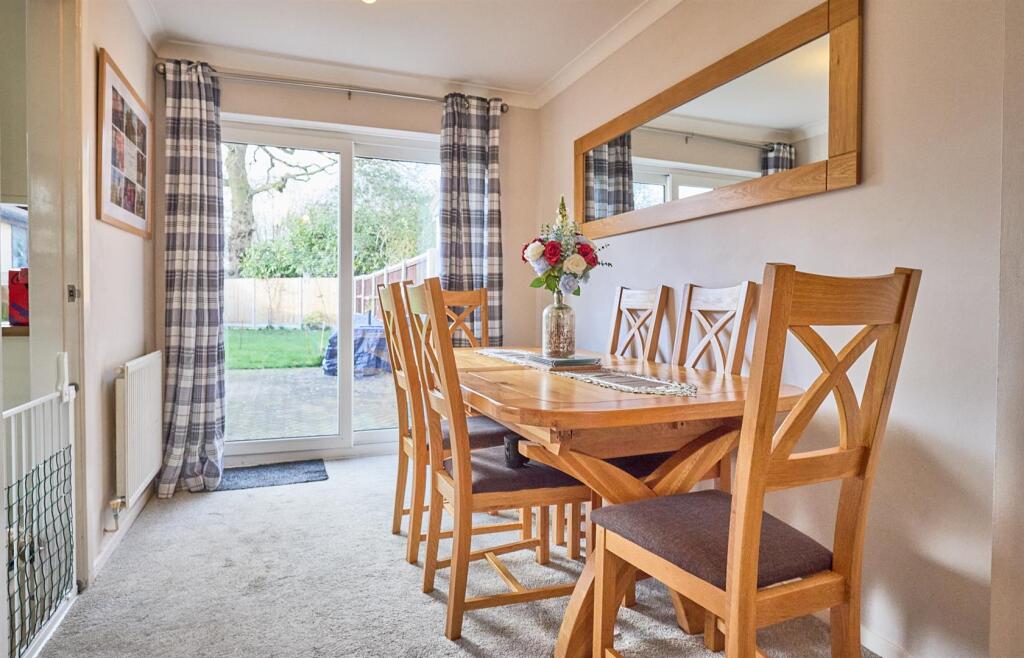 Kinross Way, Hinckley - View 5