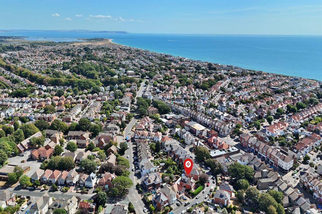Southbourne photo 2