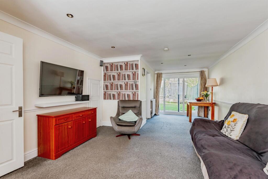 House in Redhill - View 5