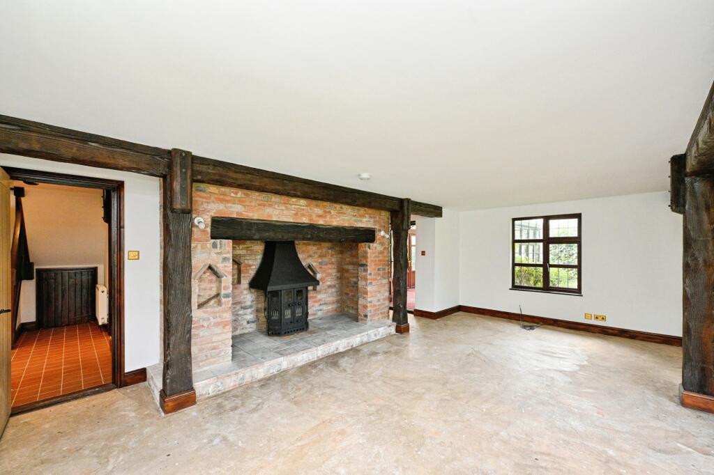 House in Ipswich - View 3
