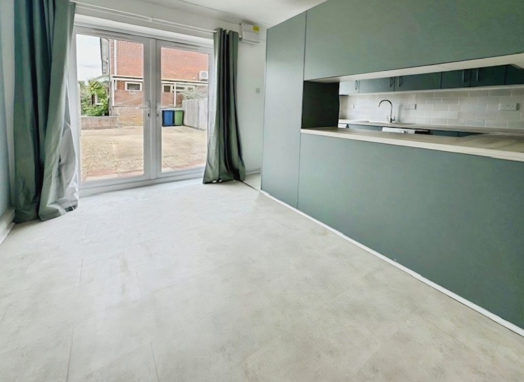 House in Cambridge - View 3