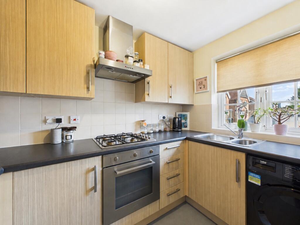 House in Worcester, Worcestershire - View 5