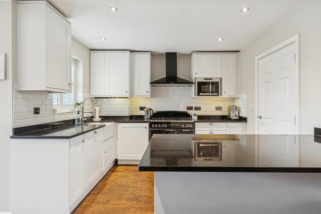 House in Stevenage - View 4